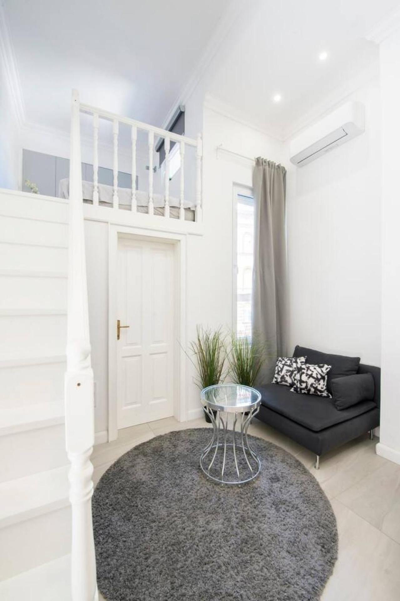 Studio Inn - Palace District Будапеща Екстериор снимка